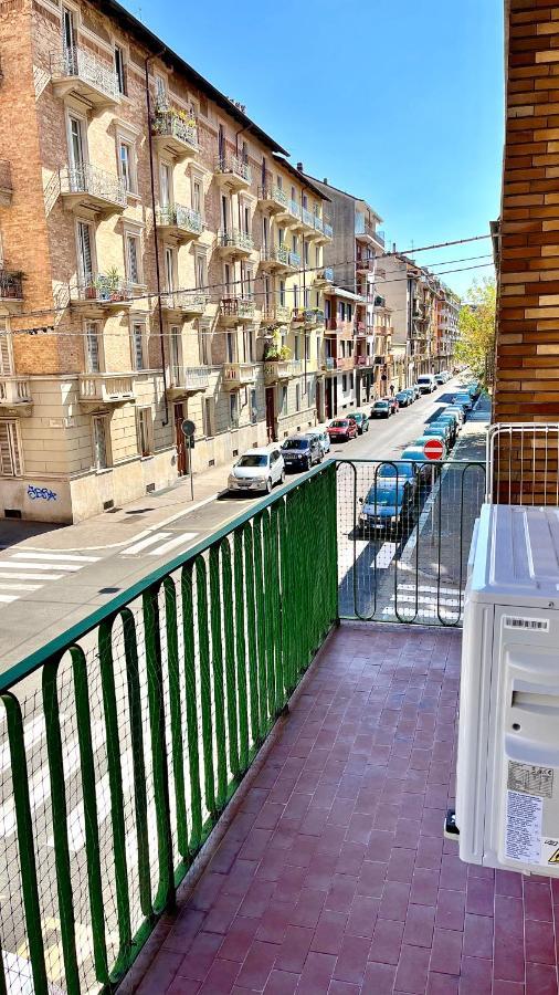 New Apartment, Near Metro Monte Grappa Торино Екстериор снимка