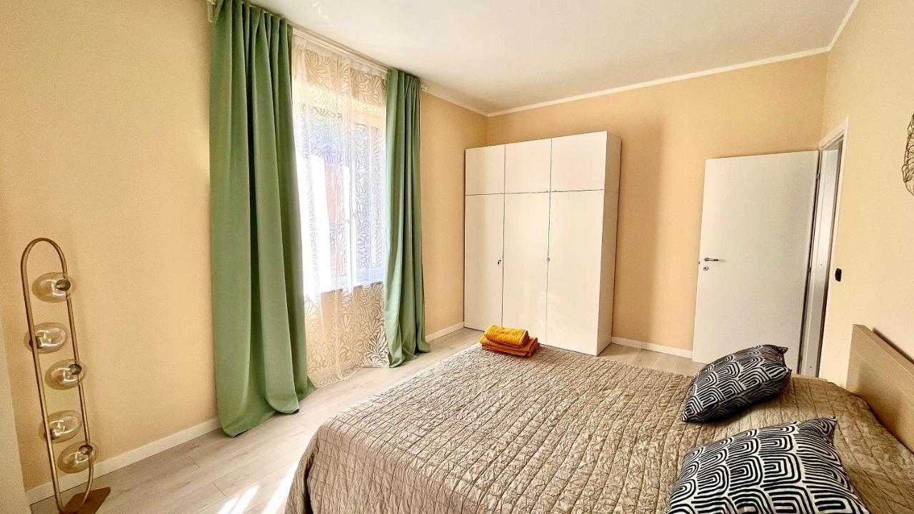 New Apartment, Near Metro Monte Grappa Торино Екстериор снимка